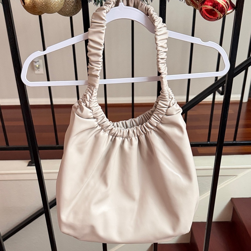 OAK + FORT Cream Ruched Women's Bag